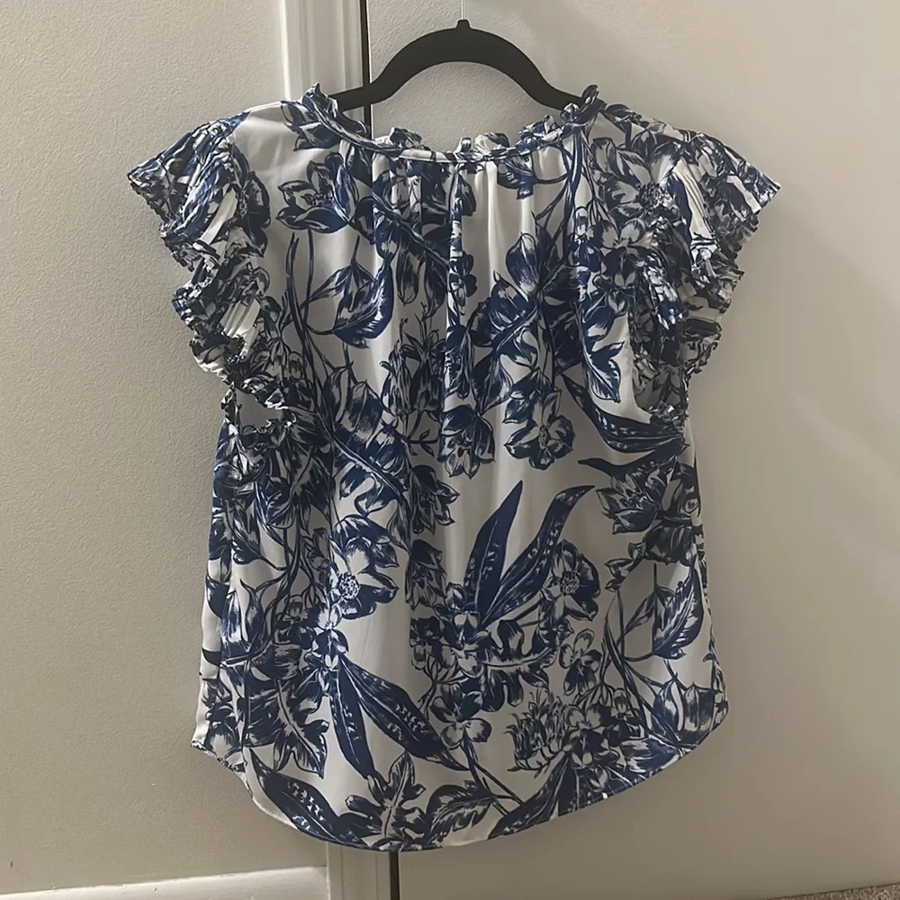 Abercrombie Ruffle Angel Sleeve Blouse Top - Size XS - Picture 5 of 5